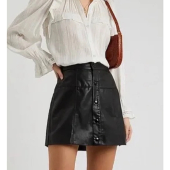 Free People Dresses & Skirts - FREE PEOPLE Skirt 2 Maisie Vegan Mini Faux Leather Snap Front Closure Black